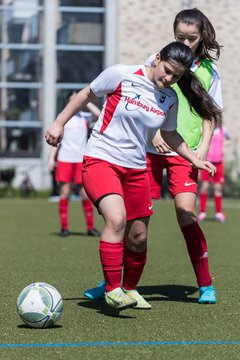 Bild 121 - wCJ Germania Schnelsen - Walddoerfer SV : Ergebnis: 0:6
